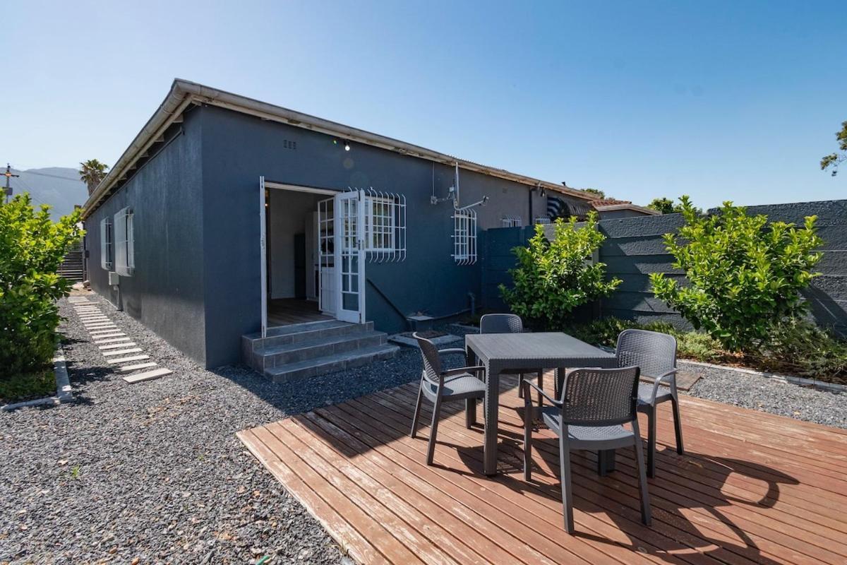 Two Bedroom House In Claremont * Cidade Do Cabo